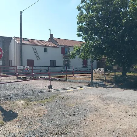 Bordeaux Homestay La Roche-sur-Yon